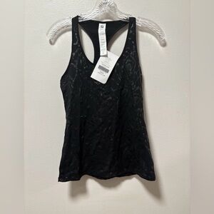 NWT Fabletics Eiffel Tank Top Shirt Women's XS  fitness workout gym resolutions